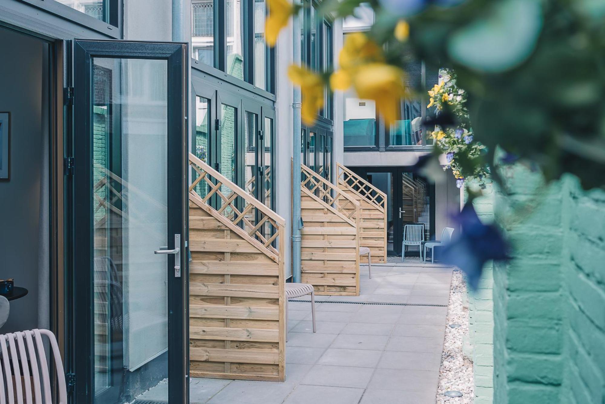 Lvm Stays The Hague Exterior photo